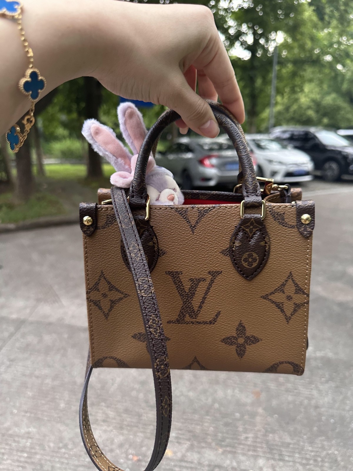 Shebag Super replica Louis Vuitton M46839 ONTHEGO BB bag review (2025 May updated)-Best Quality Fake designer Bag Review, Replica designer bag ru Shebag Super replica Louis Vuitton M46839 ONTHEGO BB bag review (2025 May updated)-Best Quality Fake designer Bag Review, Replica designer bag ru