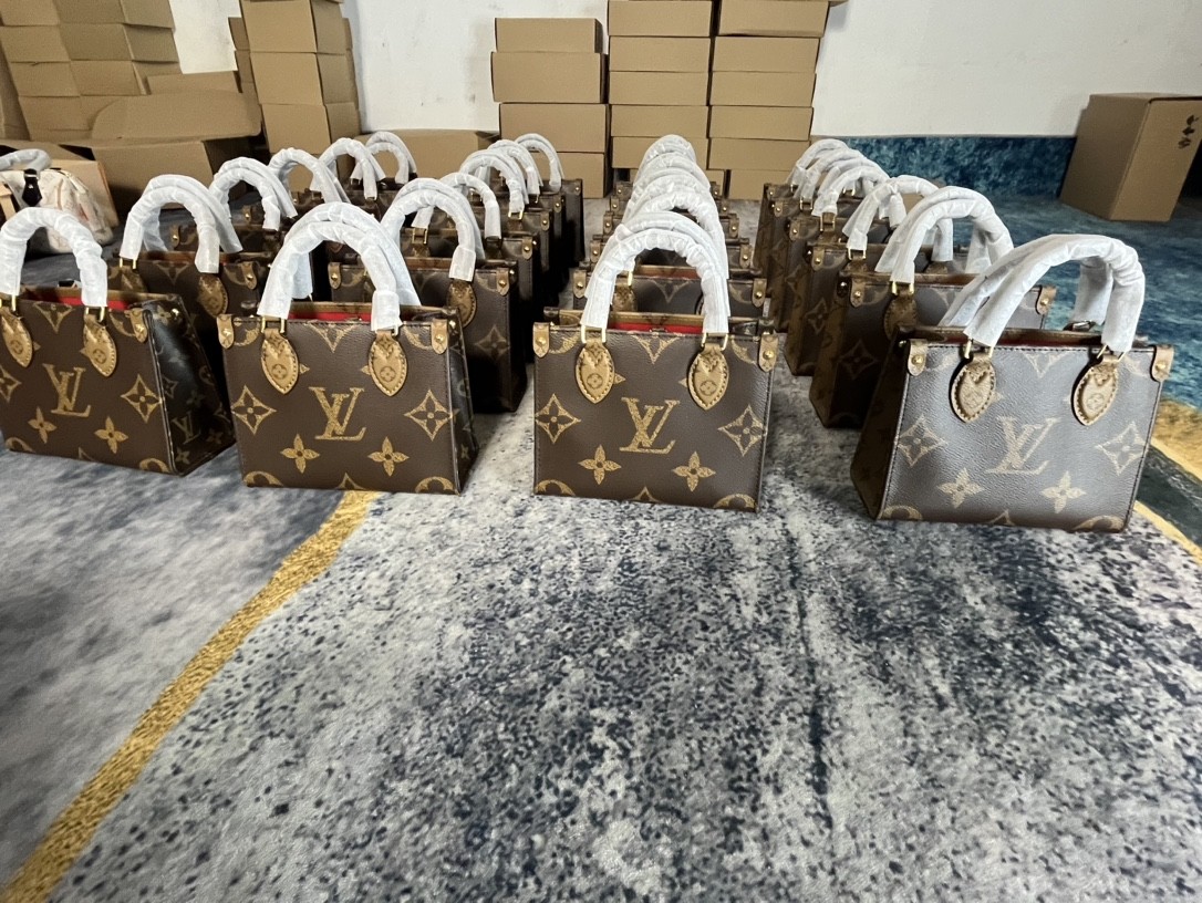 Shebag Super replica Louis Vuitton M46839 ONTHEGO BB bag review (2025 May updated)-Best Quality Fake designer Bag Review, Replica designer bag ru Shebag Super replica Louis Vuitton M46839 ONTHEGO BB bag review (2025 May updated)-Best Quality Fake designer Bag Review, Replica designer bag ru