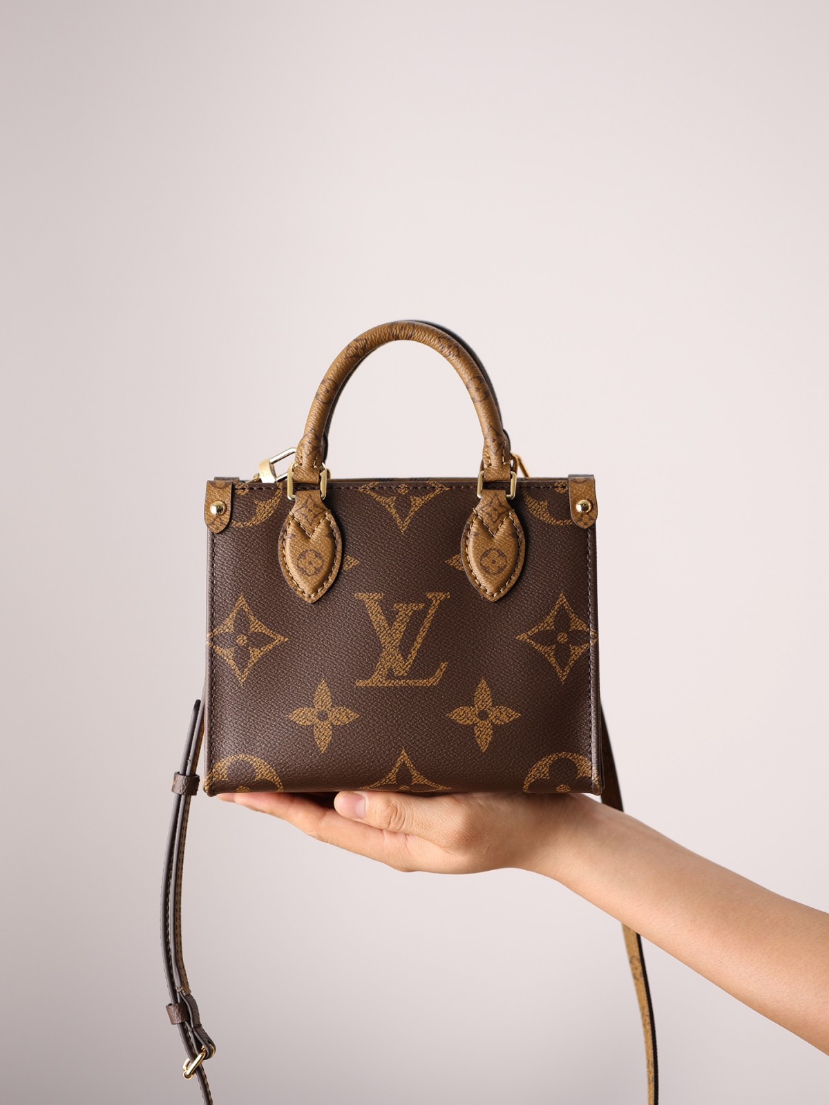 Shebag Super replica Louis Vuitton M46839 ONTHEGO BB bag review (2025 May updated)-Best Quality Fake designer Bag Review, Replica designer bag ru Shebag Super replica Louis Vuitton M46839 ONTHEGO BB bag review (2025 May updated)-Best Quality Fake designer Bag Review, Replica designer bag ru