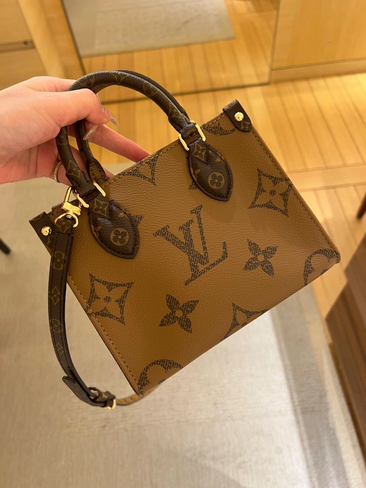 Shebag Super replica Louis Vuitton M46839 ONTHEGO BB bag review (2025 May updated)-Best Quality Fake designer Bag Review, Replica designer bag ru Shebag Super replica Louis Vuitton M46839 ONTHEGO BB bag review (2025 May updated)-Best Quality Fake designer Bag Review, Replica designer bag ru