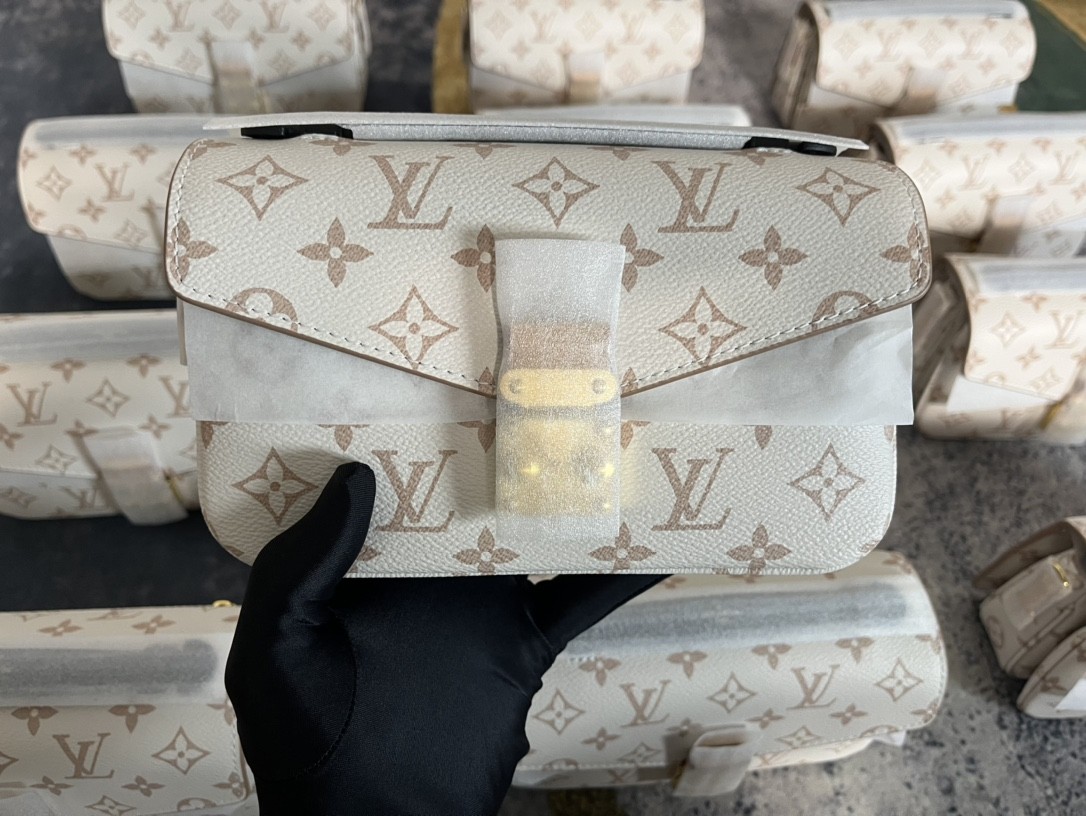 Shebag Super replica Louis Vuitton M46914 Metis in Dune bag review (2025 May updated)-Best Quality Fake designer Bag Review, Replica designer bag ru