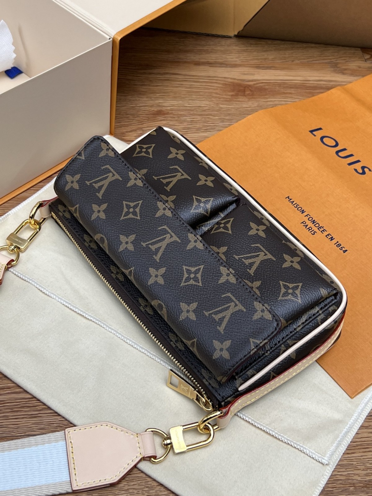 Shebag super replica Louis Vuitton M46999 Vibe bag review(2025 May updated)-Best Quality Fake designer Bag Review, Replica designer bag ru Shebag super replica Louis Vuitton M46999 Vibe bag review(2025 May updated)-Best Quality Fake designer Bag Review, Replica designer bag ru