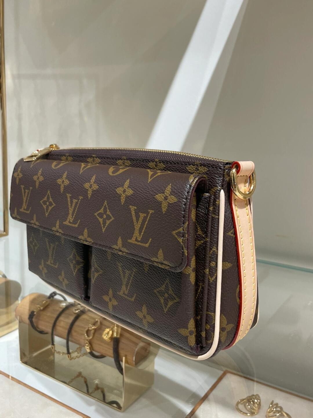 Shebag super replica Louis Vuitton M46999 Vibe bag review(2025 May updated)-Best Quality Fake designer Bag Review, Replica designer bag ru Shebag super replica Louis Vuitton M46999 Vibe bag review(2025 May updated)-Best Quality Fake designer Bag Review, Replica designer bag ru
