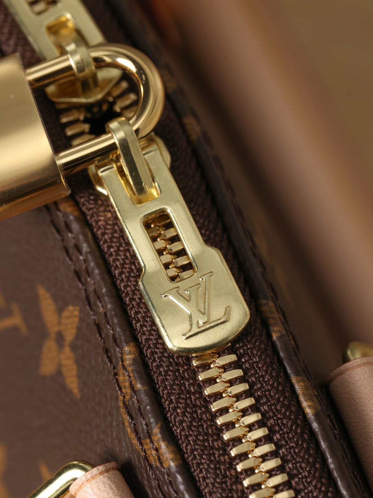 Shebag super replica Louis Vuitton M53152 Alma BB bag review (2025 May updated)-Best Quality Fake designer Bag Review, Replica designer bag ru