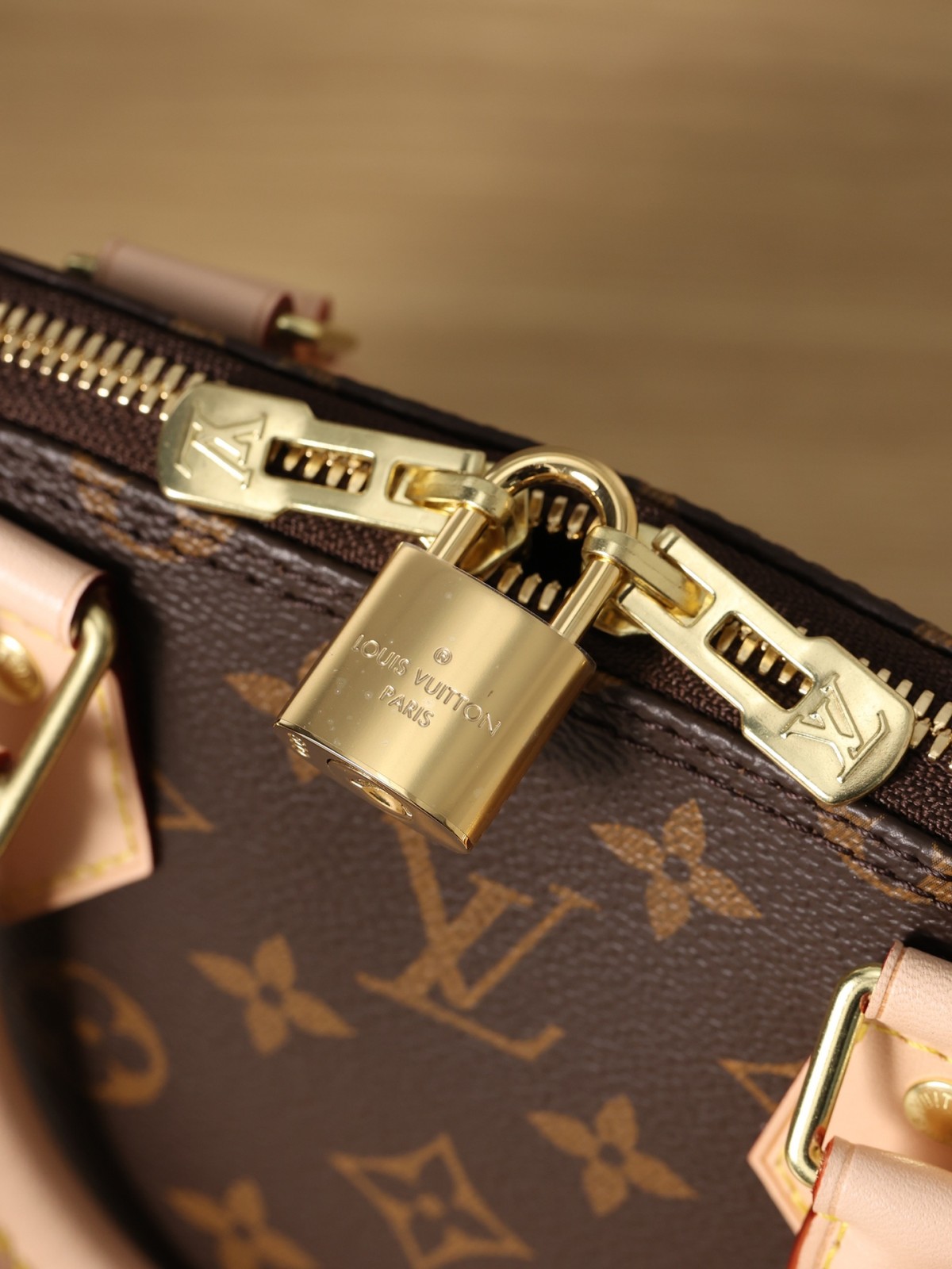 Shebag super replica Louis Vuitton M53152 Alma BB bag review (2025 May updated)-Best Quality Fake designer Bag Review, Replica designer bag ru