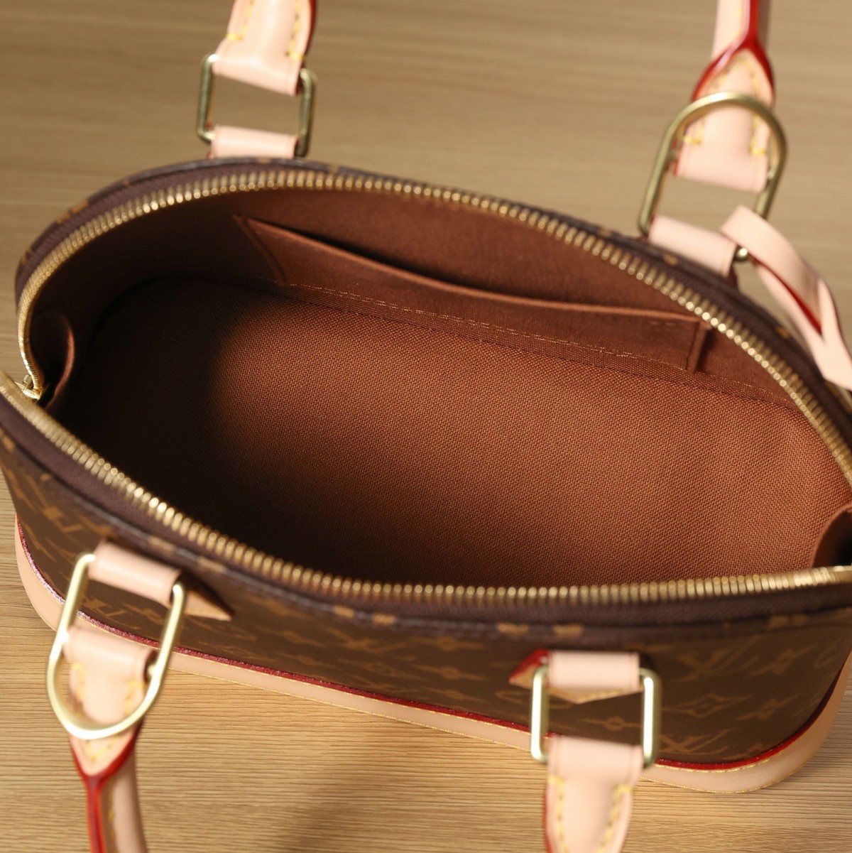 Shebag super replica Louis Vuitton M53152 Alma BB bag review (2025 May updated)-Best Quality Fake designer Bag Review, Replica designer bag ru