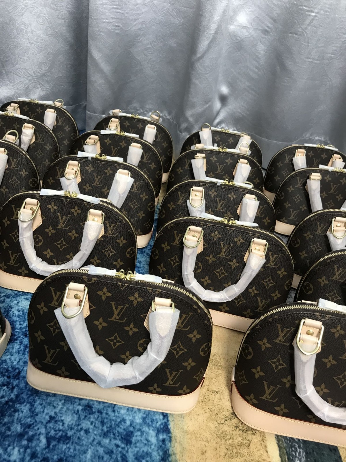 Shebag super replica Louis Vuitton M53152 Alma BB bag review (2025 May updated)-Best Quality Fake designer Bag Review, Replica designer bag ru