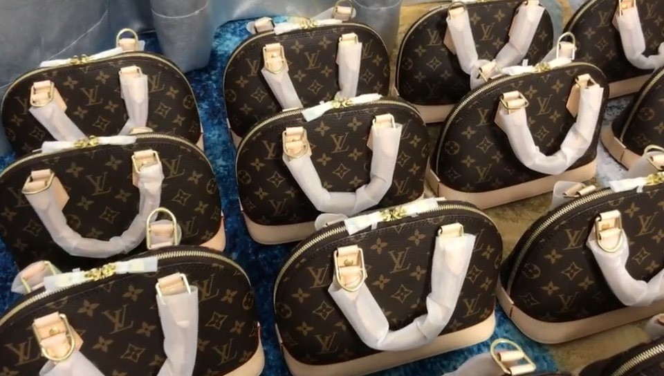 Shebag super replica Louis Vuitton M53152 Alma BB bag review (2025 May updated)-Best Quality Fake designer Bag Review, Replica designer bag ru