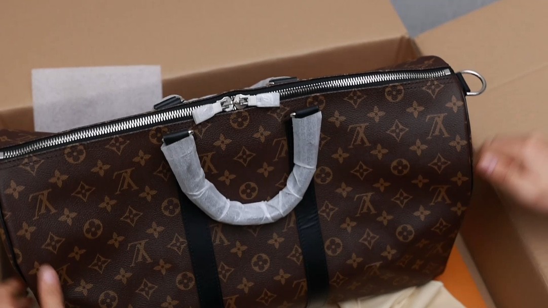 Shebag super replica Louis Vuitton M56711 KEEPALL BANDOULIÈRE 45 bag review (2025 May updated)-Best Quality Fake designer Bag Review, Replica designer bag ru Shebag super replica Louis Vuitton M56711 KEEPALL BANDOULIÈRE 45 bag review (2025 May updated)-Best Quality Fake designer Bag Review, Replica designer bag ru