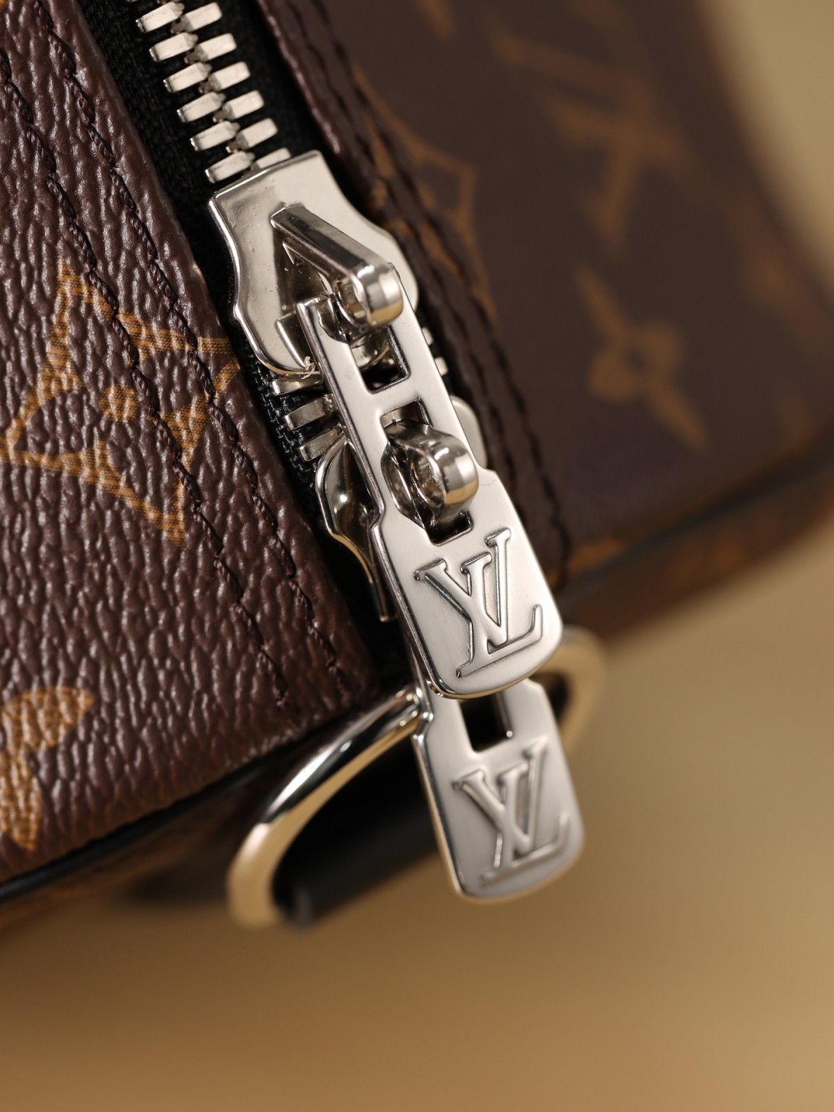 Shebag super replica Louis Vuitton M56711 KEEPALL BANDOULIÈRE 45 bag review (2025 May updated)-Best Quality Fake designer Bag Review, Replica designer bag ru Shebag super replica Louis Vuitton M56711 KEEPALL BANDOULIÈRE 45 bag review (2025 May updated)-Best Quality Fake designer Bag Review, Replica designer bag ru