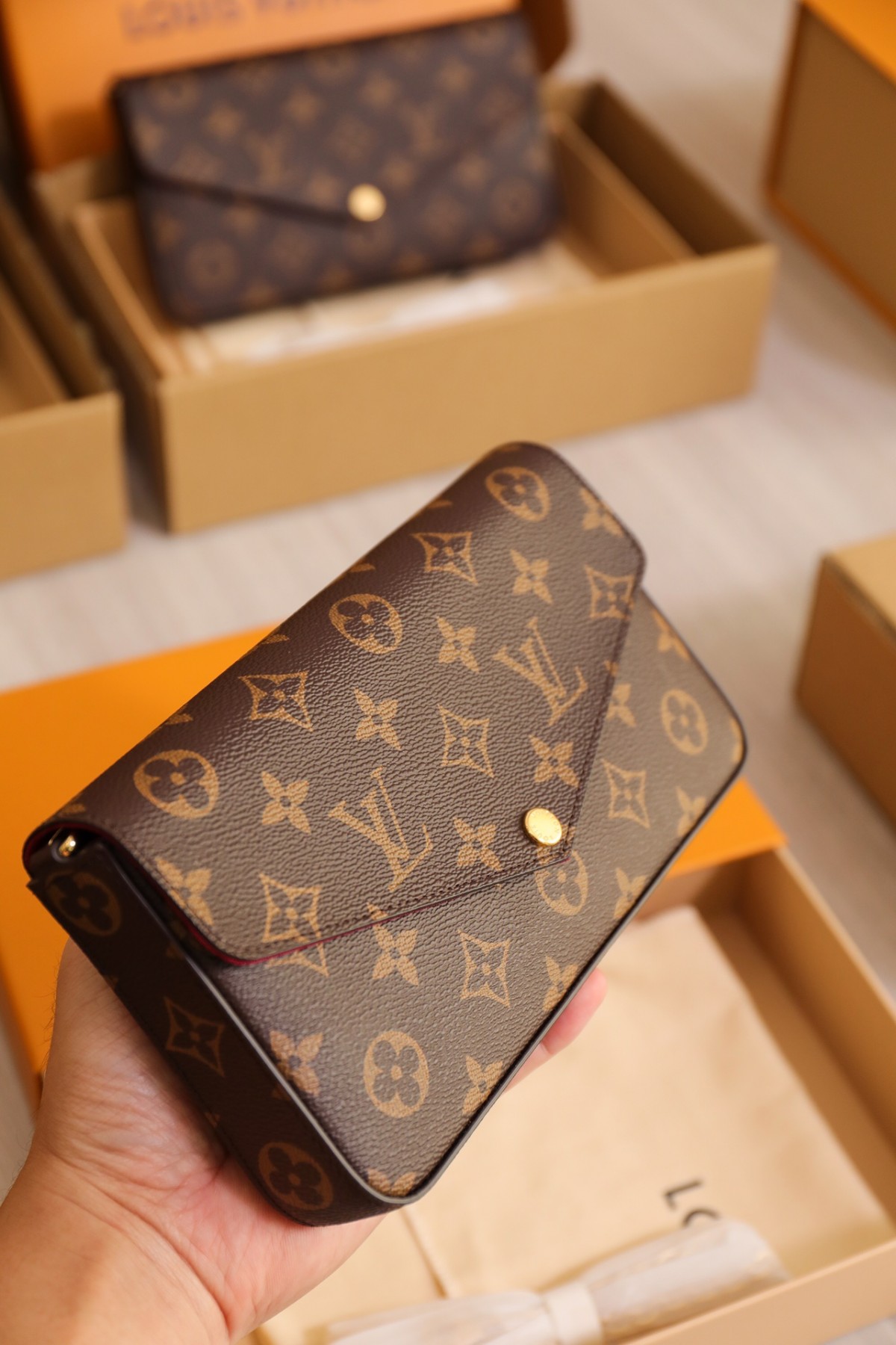 Shebag Super replica Louis Vuitton M61276 POCHETTE FÉLICIE bag review (2025 June updated)-Best Quality Fake designer Bag Review, Replica designer bag ru