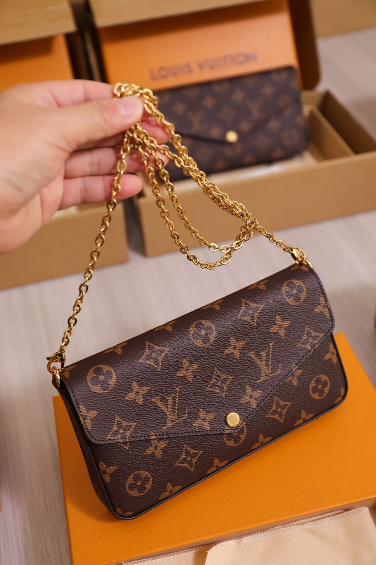 Shebag Super replica Louis Vuitton M61276 POCHETTE FÉLICIE bag review (2025 June updated)-Best Quality Fake designer Bag Review, Replica designer bag ru