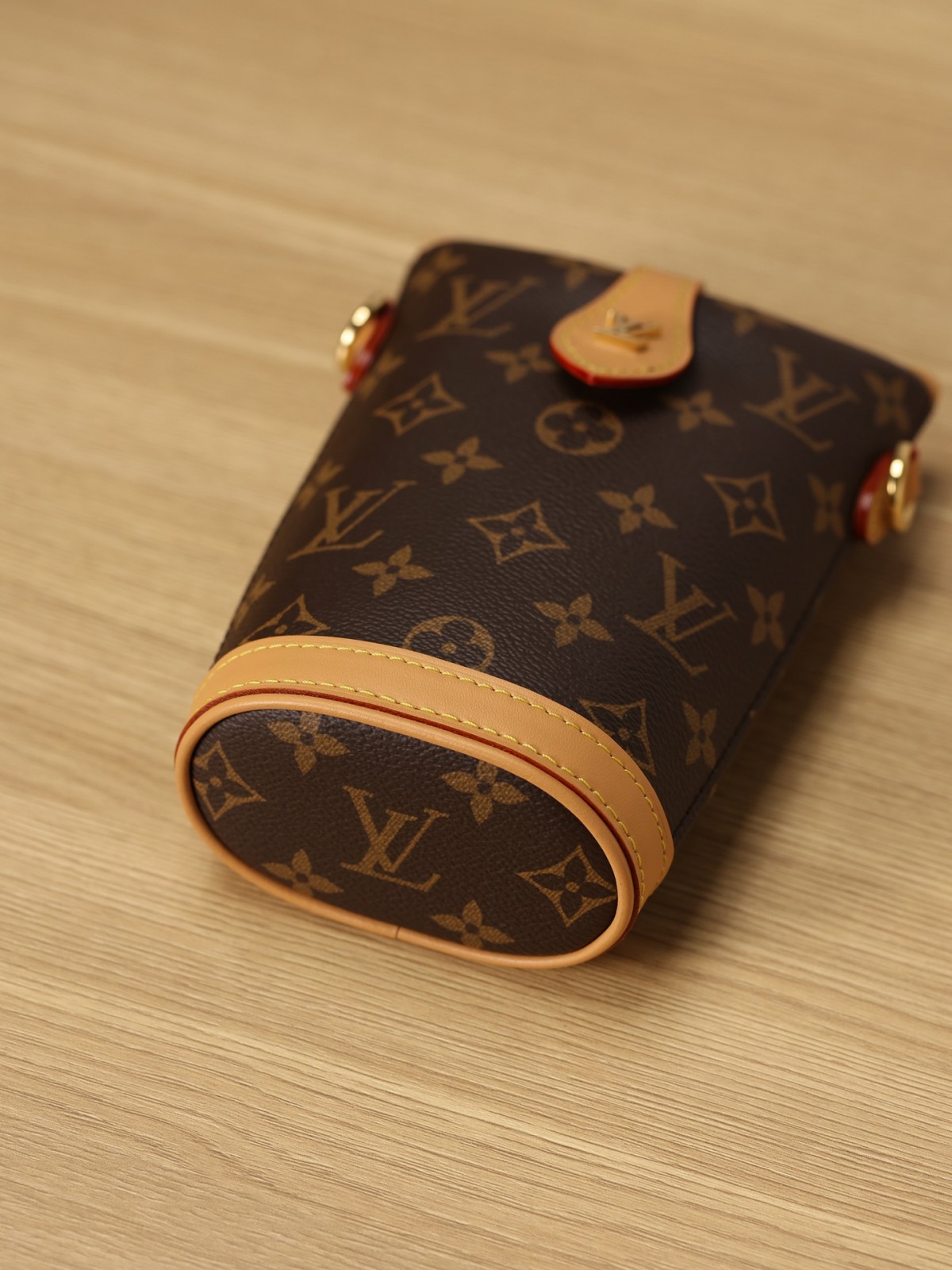 Shebag Super replica Louis Vuitton M80874 Fold Me bag review(2025 June updated)-Best Quality Fake designer Bag Review, Replica designer bag ru