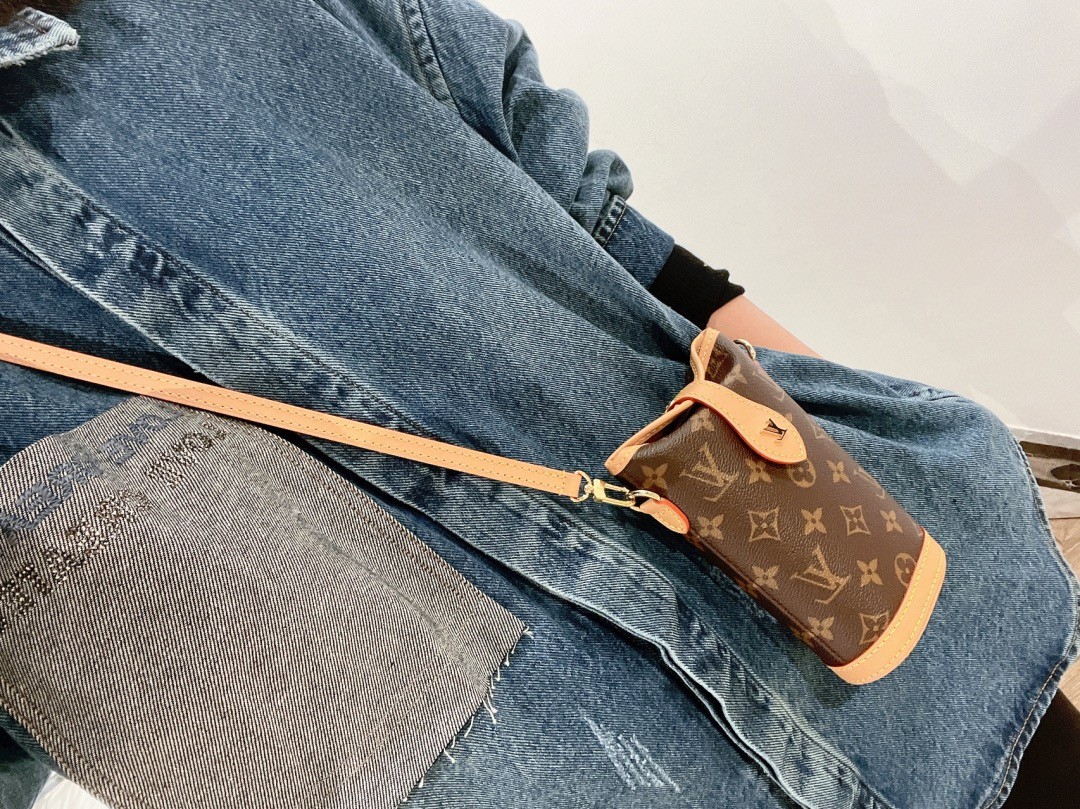Shebag Super replica Louis Vuitton M80874 Fold Me bag review(2025 June updated)-Best Quality Fake designer Bag Review, Replica designer bag ru