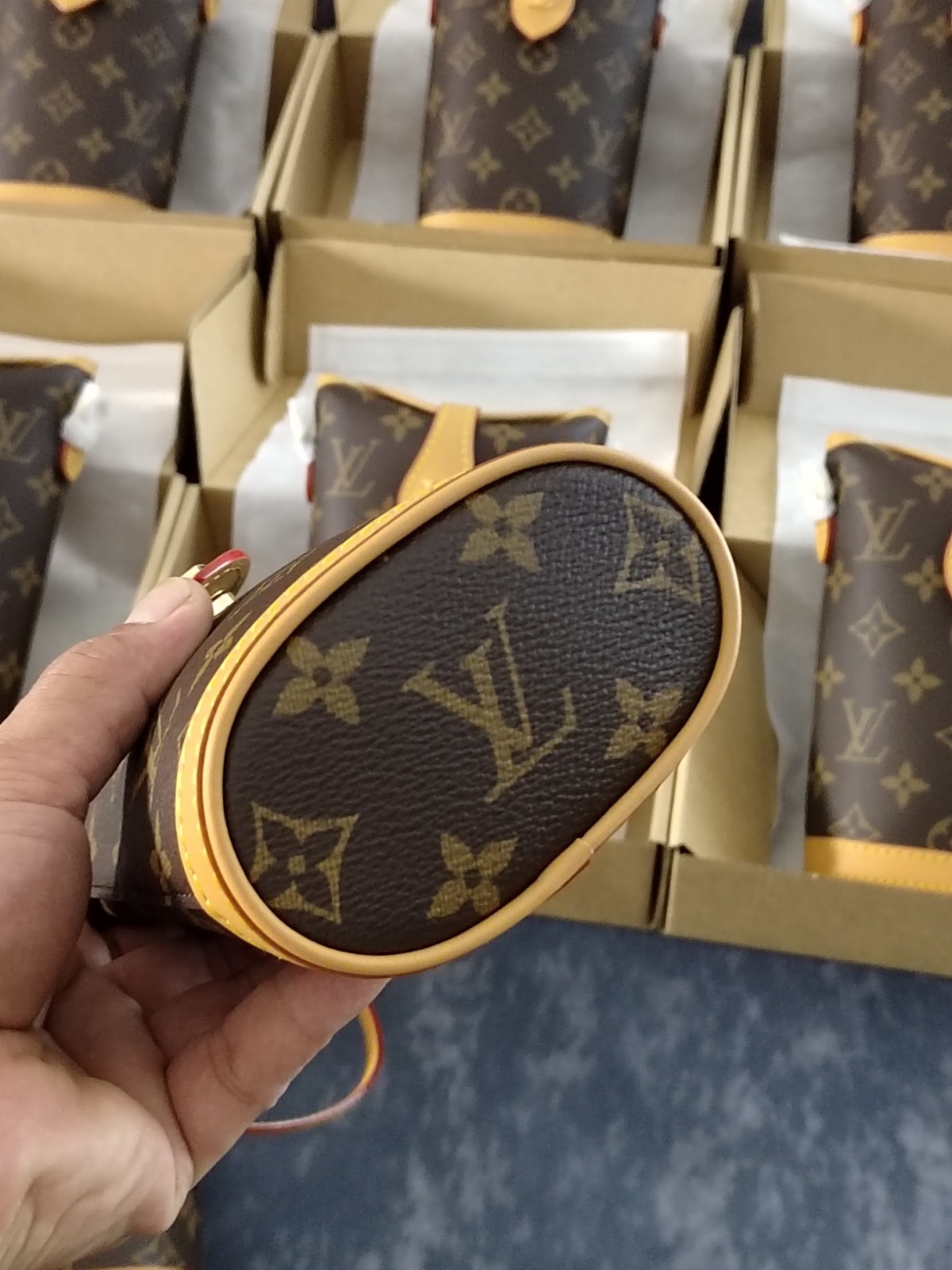 Shebag Super replica Louis Vuitton M80874 Fold Me bag review(2025 June updated)-Best Quality Fake designer Bag Review, Replica designer bag ru