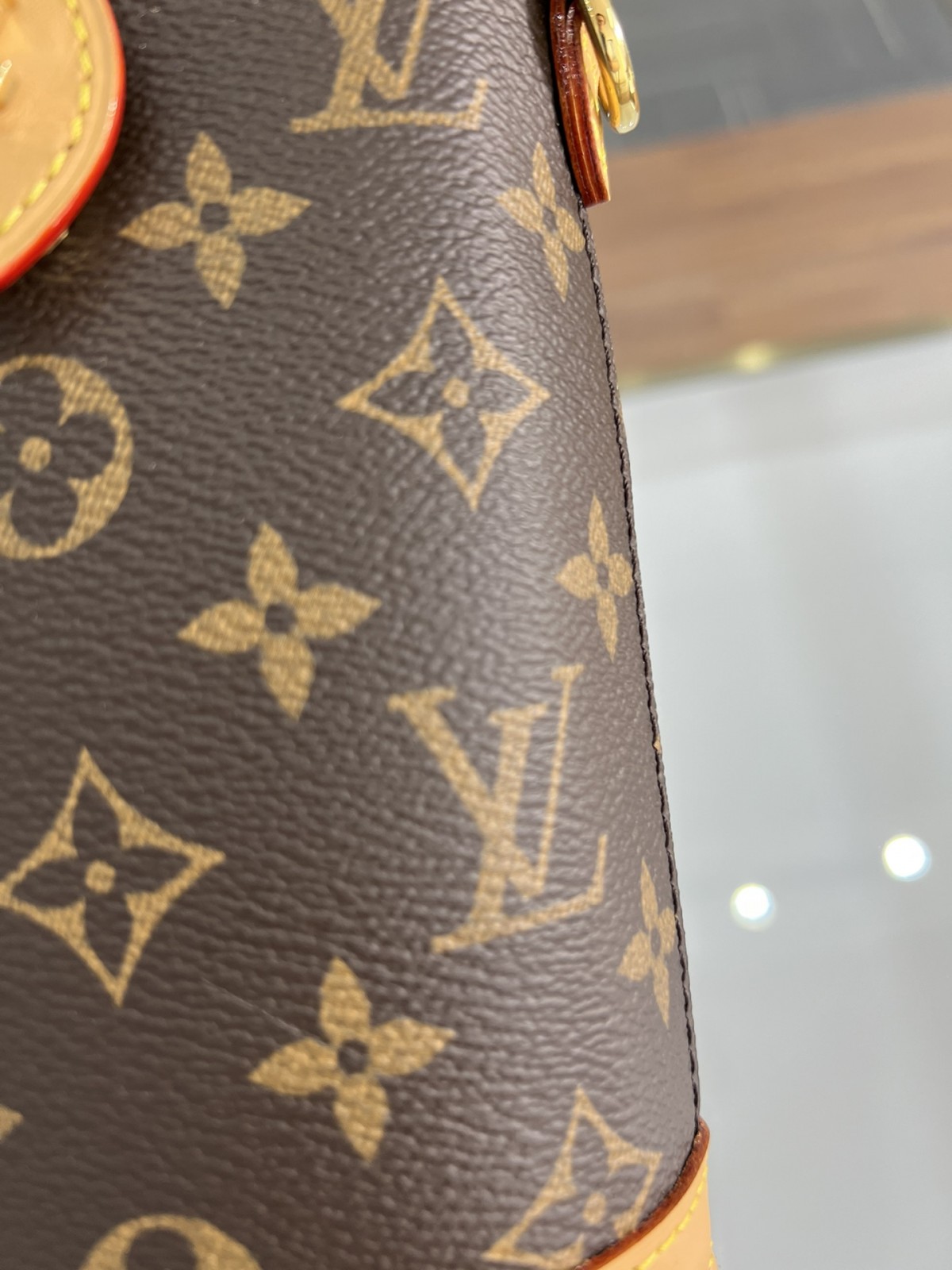 Shebag Super replica Louis Vuitton M80874 Fold Me bag review(2025 June updated)-Best Quality Fake designer Bag Review, Replica designer bag ru