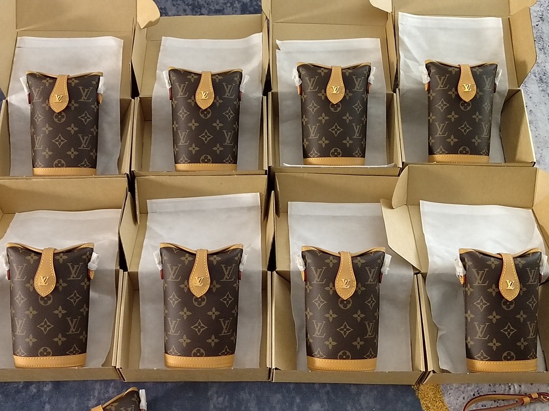 Shebag Super replica Louis Vuitton M80874 Fold Me bag review(2025 June updated)-Best Quality Fake designer Bag Review, Replica designer bag ru