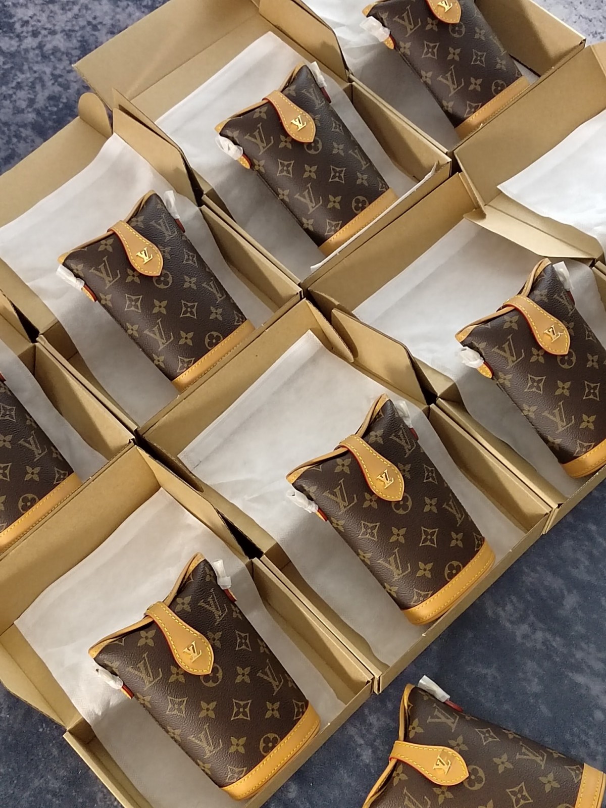 Shebag Super replica Louis Vuitton M80874 Fold Me bag review(2025 June updated)-Best Quality Fake designer Bag Review, Replica designer bag ru