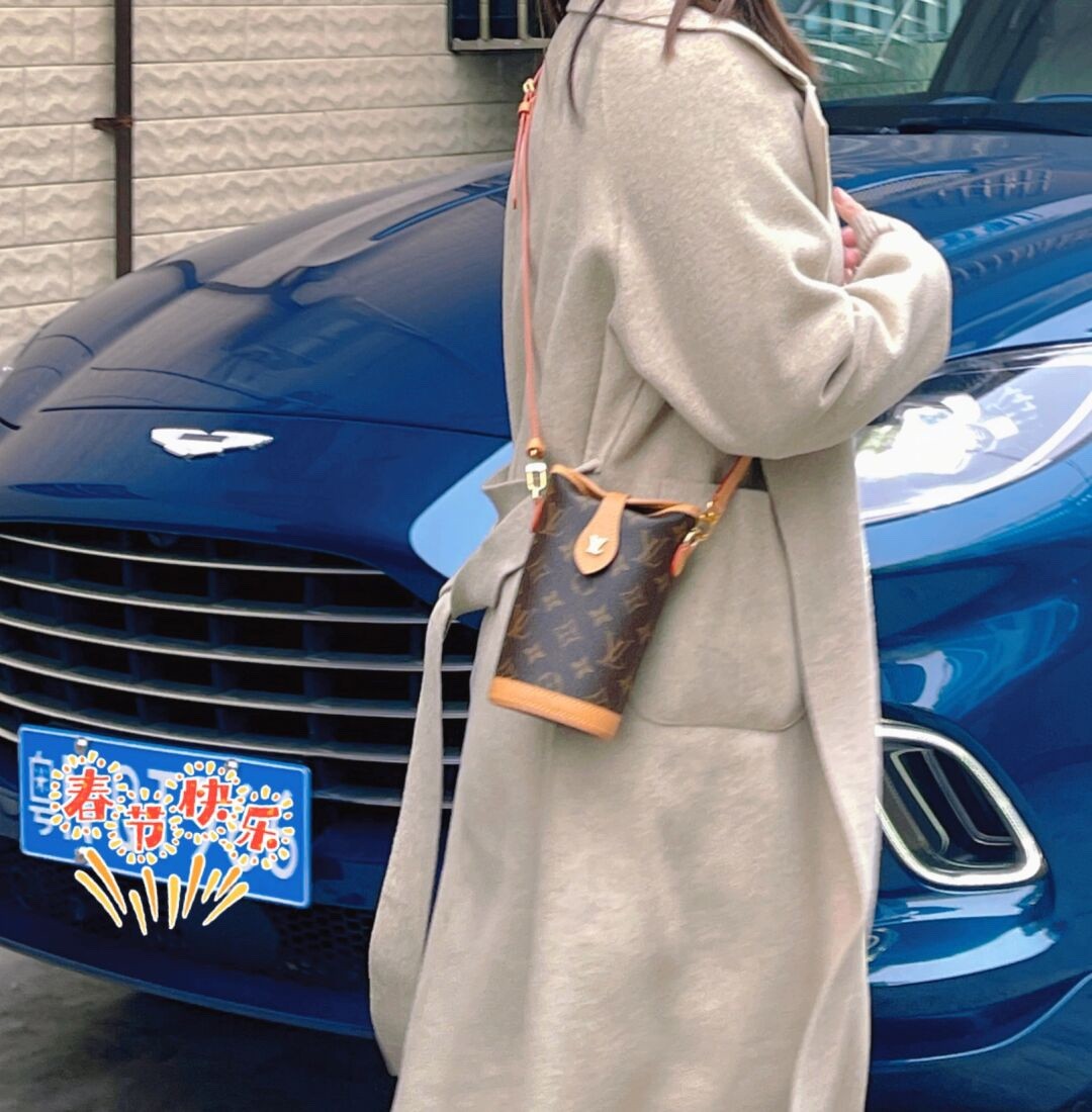 Shebag Super replica Louis Vuitton M80874 Fold Me bag review(2025 June updated)-Best Quality Fake designer Bag Review, Replica designer bag ru