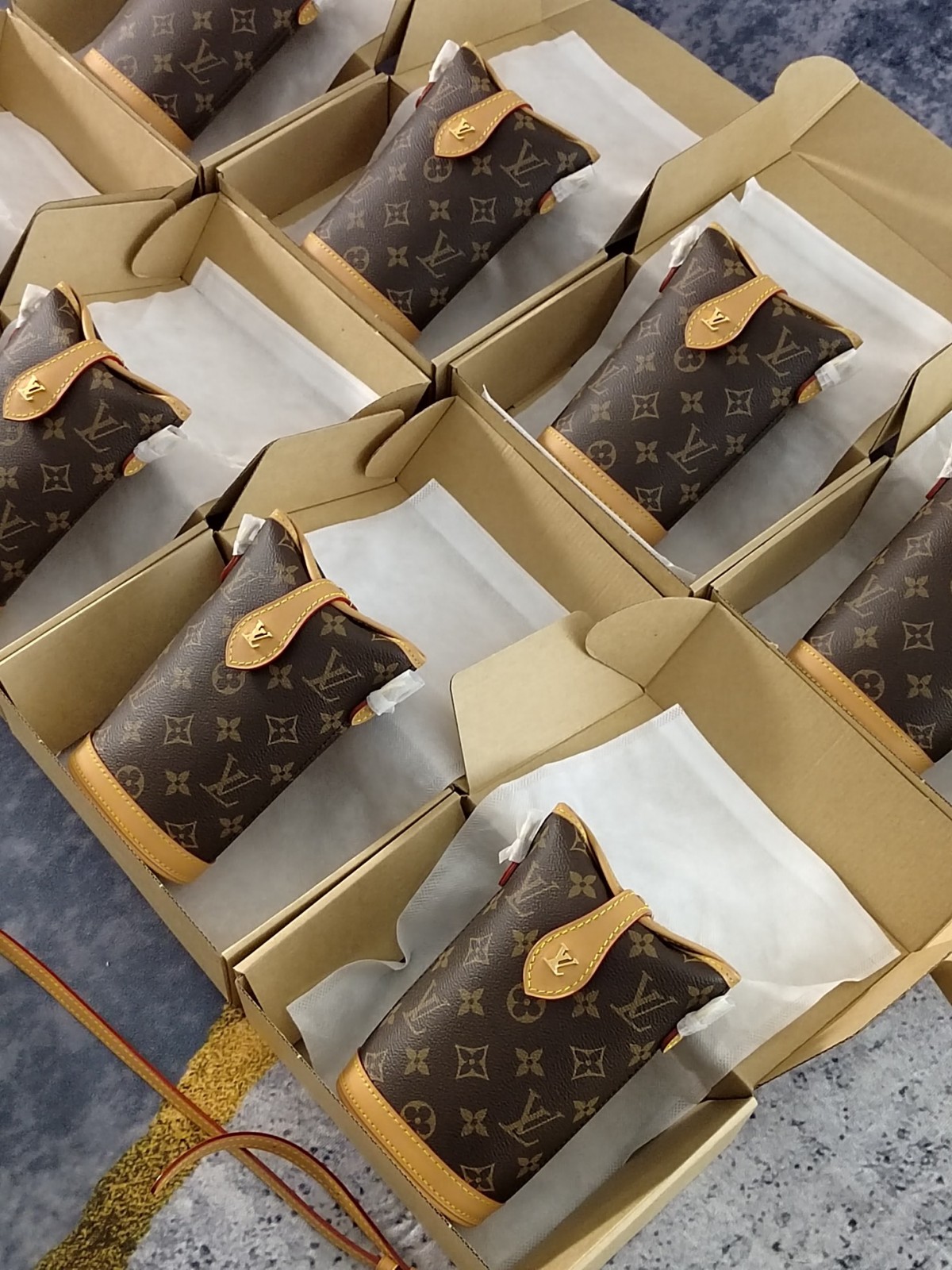 Shebag Super replica Louis Vuitton M80874 Fold Me bag review(2025 June updated)-Best Quality Fake designer Bag Review, Replica designer bag ru