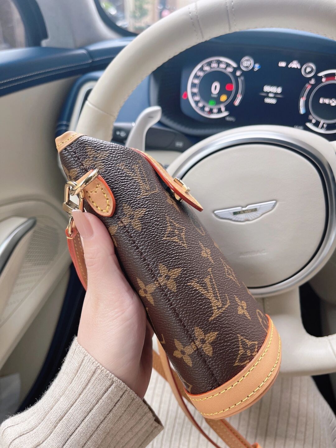 Shebag Super replica Louis Vuitton M80874 Fold Me bag review(2025 June updated)-Best Quality Fake designer Bag Review, Replica designer bag ru