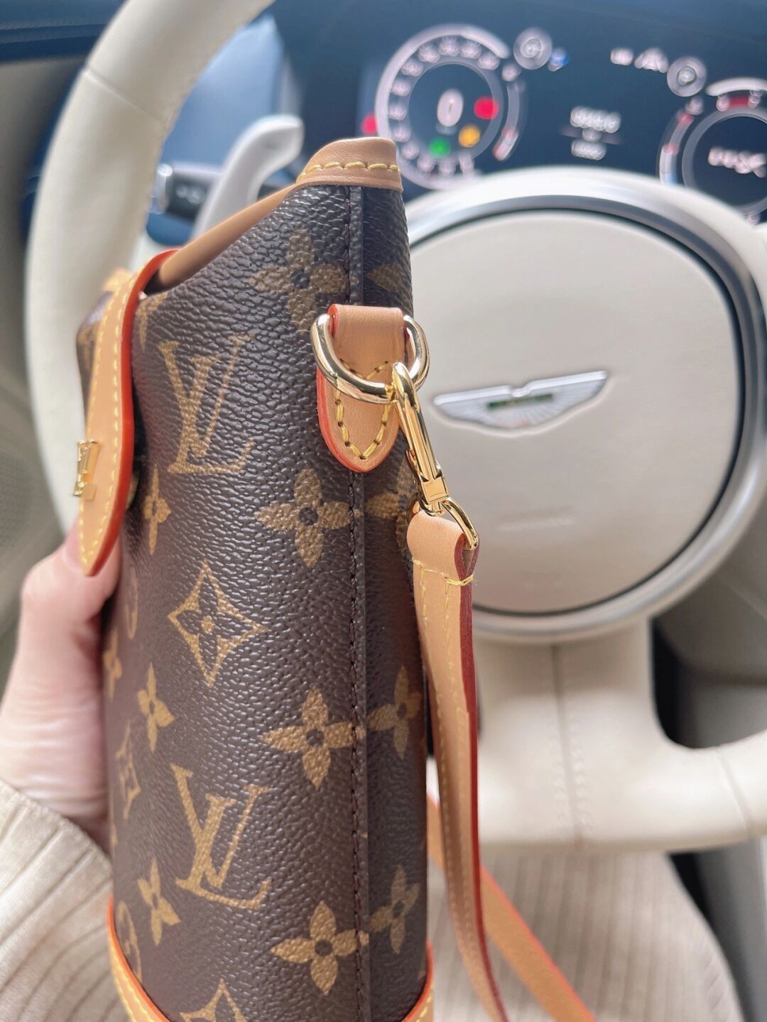 Shebag Super replica Louis Vuitton M80874 Fold Me bag review(2025 June updated)-Best Quality Fake designer Bag Review, Replica designer bag ru