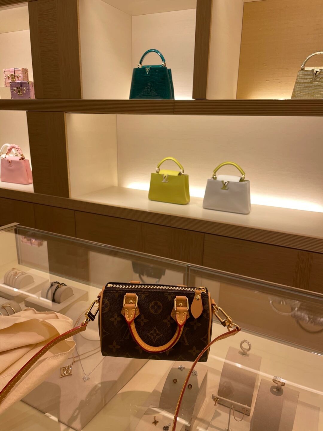 Shebag Super replica Louis Vuitton M81085 NANO SPEEDY bag review (2025 June updated)-Best Quality Fake designer Bag Review, Replica designer bag ru Shebag Super replica Louis Vuitton M81085 NANO SPEEDY bag review (2025 June updated)-Best Quality Fake designer Bag Review, Replica designer bag ru