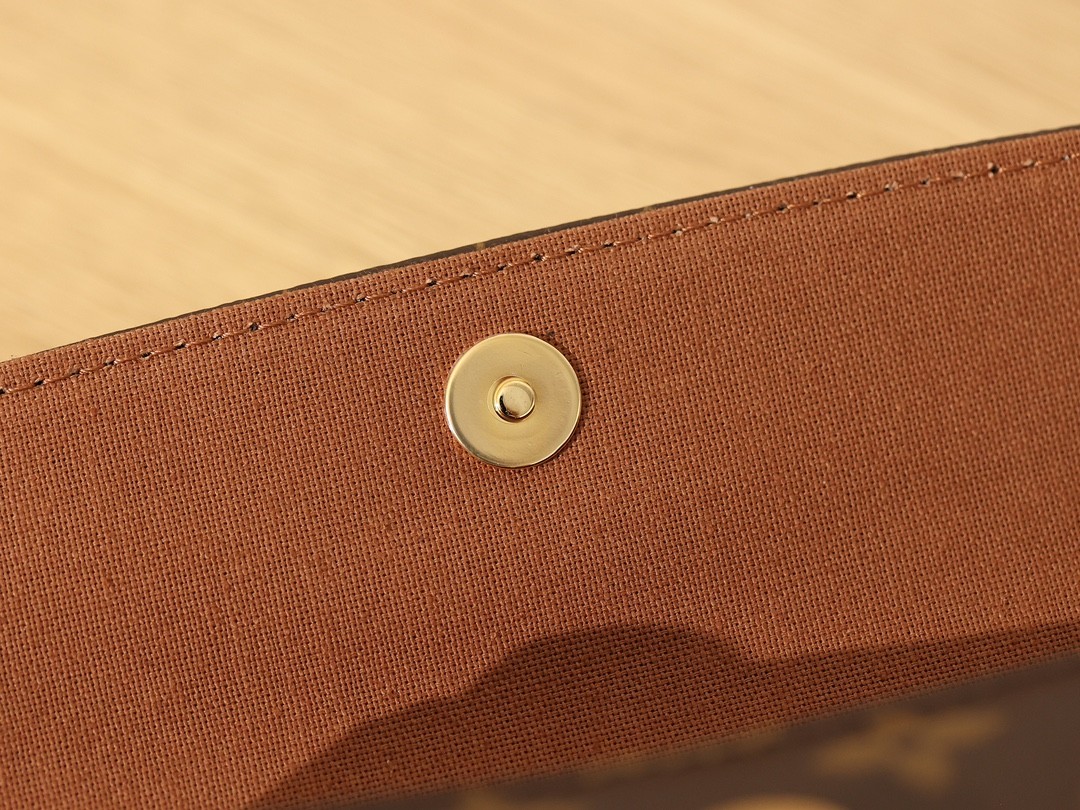 Shebag super replica Louis Vuitton M81911 WALLET ON CHAIN IVY bag reivew (2025 Jul updated)-Best Quality Fake designer Bag Review, Replica designer bag ru