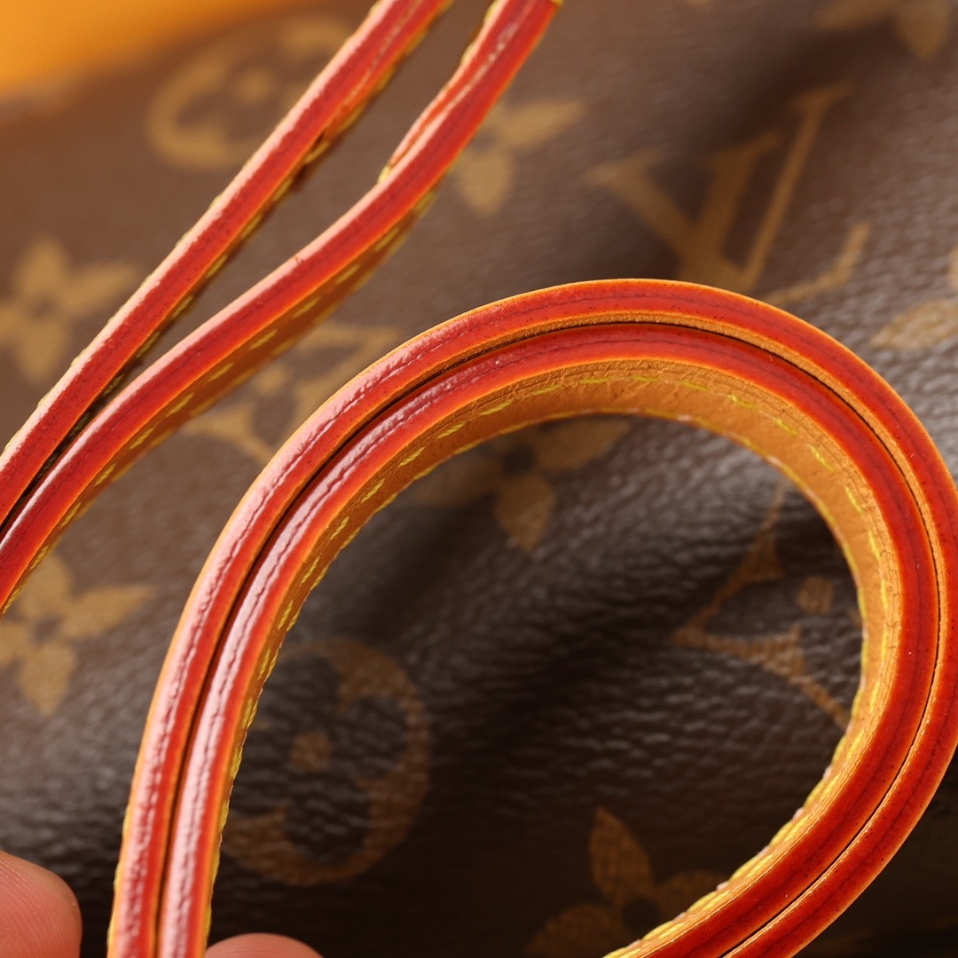 Shebag super replica Louis Vuitton M81911 WALLET ON CHAIN IVY bag reivew (2025 Jul updated)-Best Quality Fake designer Bag Review, Replica designer bag ru