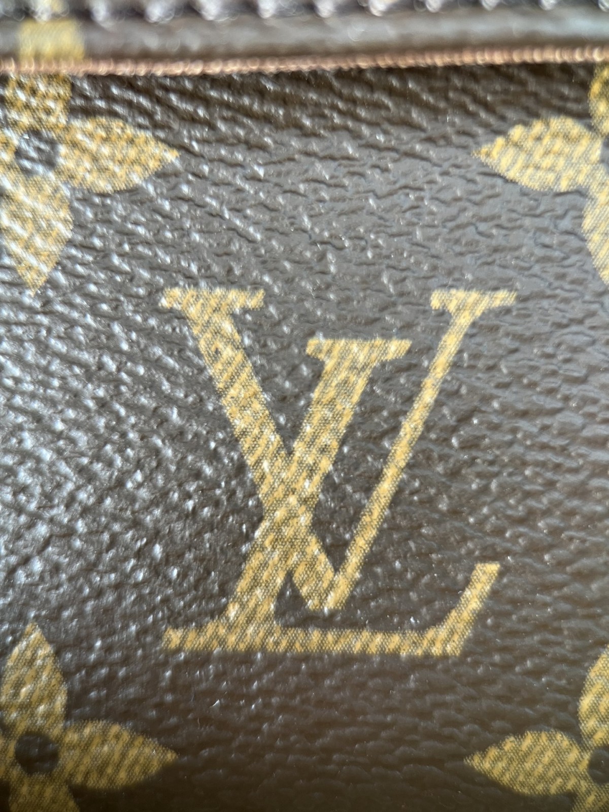 Shebag super replica Louis Vuitton M81911 WALLET ON CHAIN IVY bag reivew (2025 Jul updated)-Best Quality Fake designer Bag Review, Replica designer bag ru