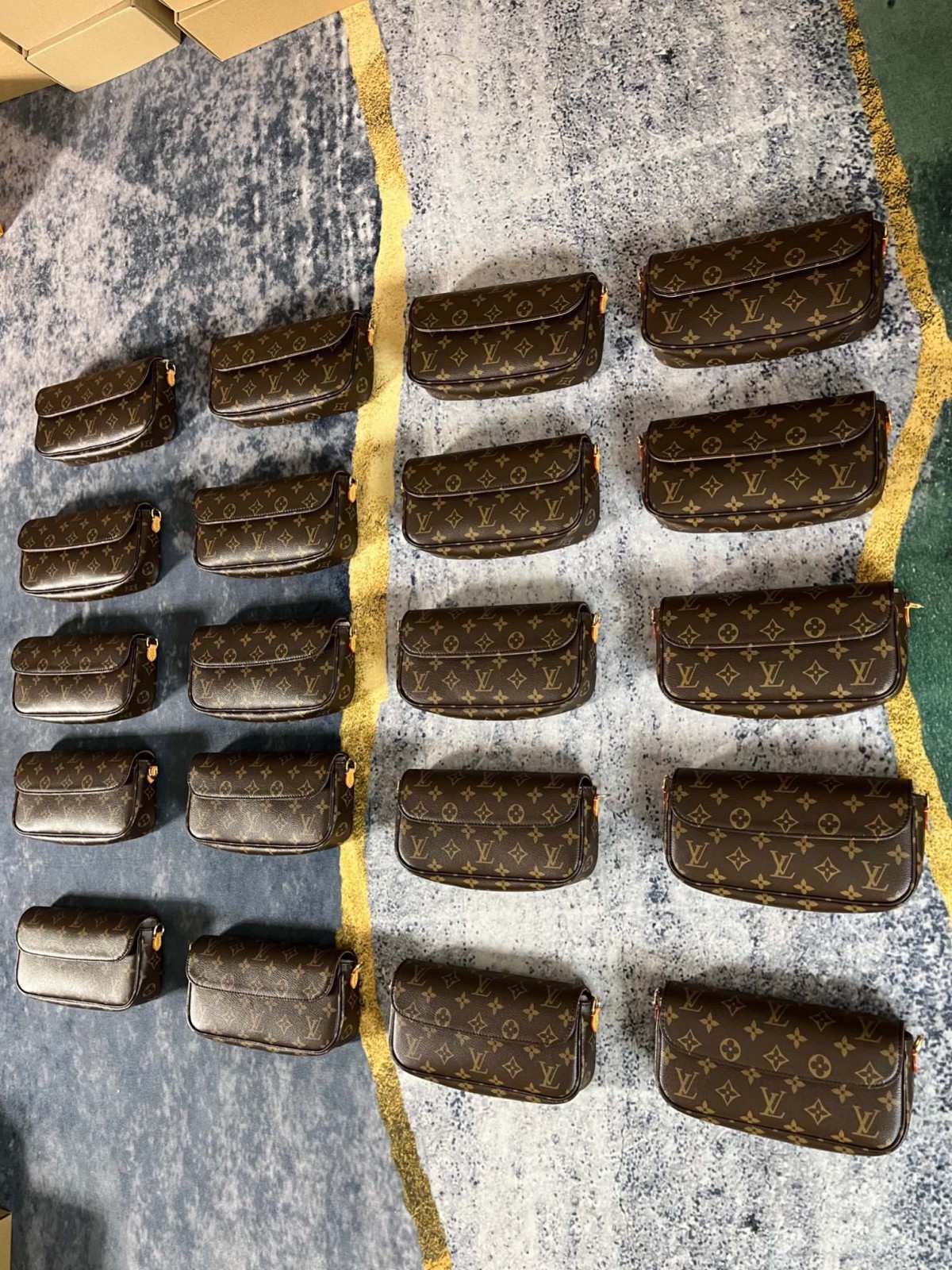 Shebag super replica Louis Vuitton M81911 WALLET ON CHAIN IVY bag reivew (2025 Jul updated)-Best Quality Fake designer Bag Review, Replica designer bag ru
