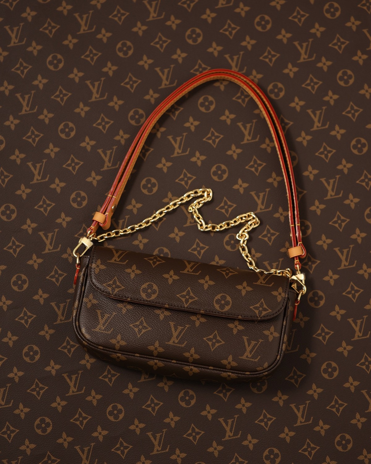 Shebag super replica Louis Vuitton M81911 WALLET ON CHAIN IVY bag reivew (2025 Jul updated)-Best Quality Fake designer Bag Review, Replica designer bag ru