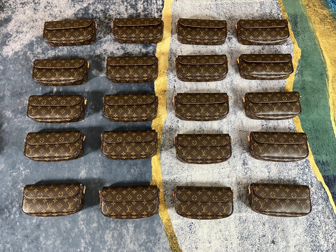 Shebag super replica Louis Vuitton M81911 WALLET ON CHAIN IVY bag reivew (2025 Jul updated)-Best Quality Fake designer Bag Review, Replica designer bag ru