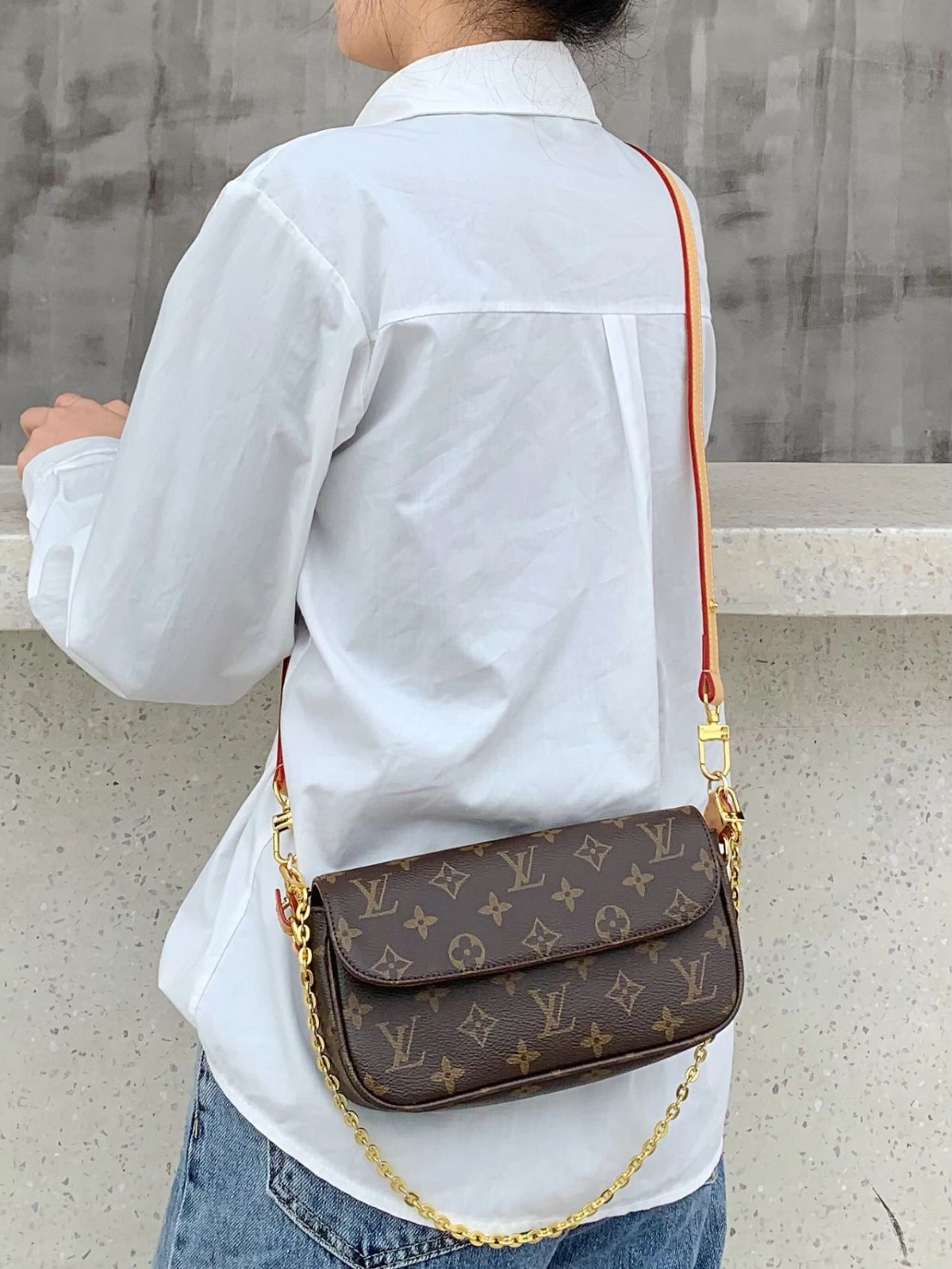 Shebag super replica Louis Vuitton M81911 WALLET ON CHAIN IVY bag reivew (2025 Jul updated)-Best Quality Fake designer Bag Review, Replica designer bag ru