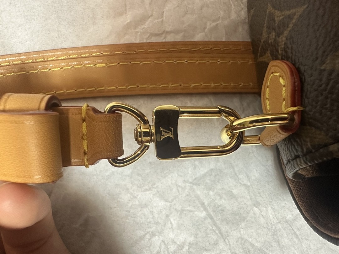 Shebag super replica Louis Vuitton M81911 WALLET ON CHAIN IVY bag reivew (2025 Jul updated)-Best Quality Fake designer Bag Review, Replica designer bag ru