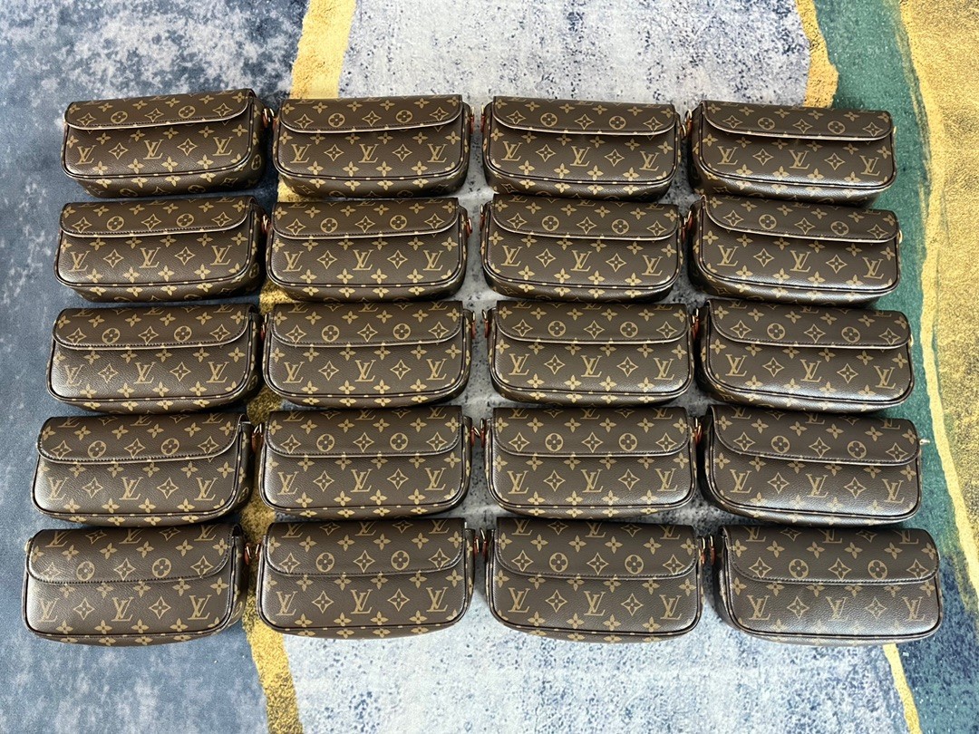 Shebag super replica Louis Vuitton M81911 WALLET ON CHAIN IVY bag reivew (2025 Jul updated)-Best Quality Fake designer Bag Review, Replica designer bag ru