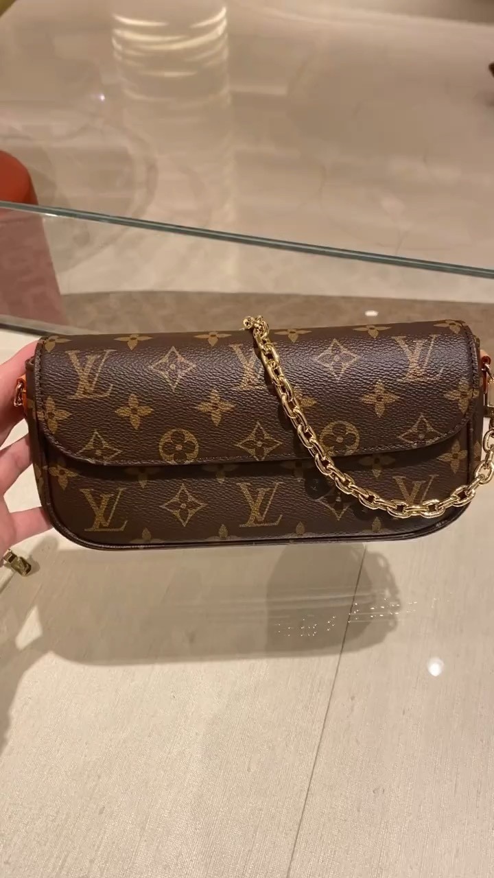 Shebag super replica Louis Vuitton M81911 WALLET ON CHAIN IVY bag reivew (2025 Jul updated)-Best Quality Fake designer Bag Review, Replica designer bag ru