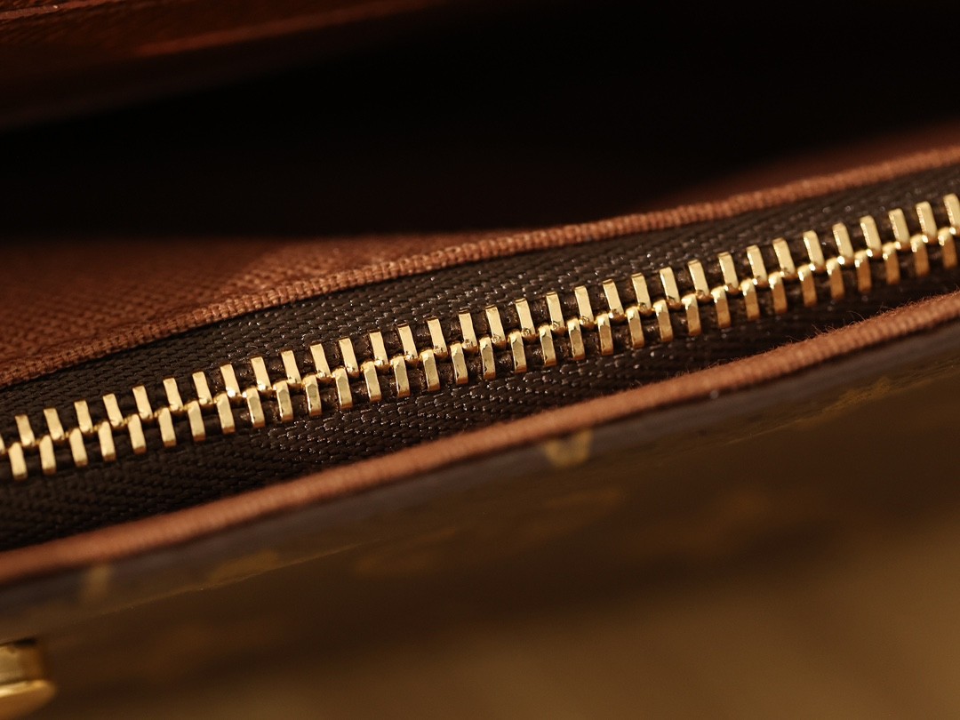 Shebag super replica Louis Vuitton M81911 WALLET ON CHAIN IVY bag reivew (2025 Jul updated)-Best Quality Fake designer Bag Review, Replica designer bag ru