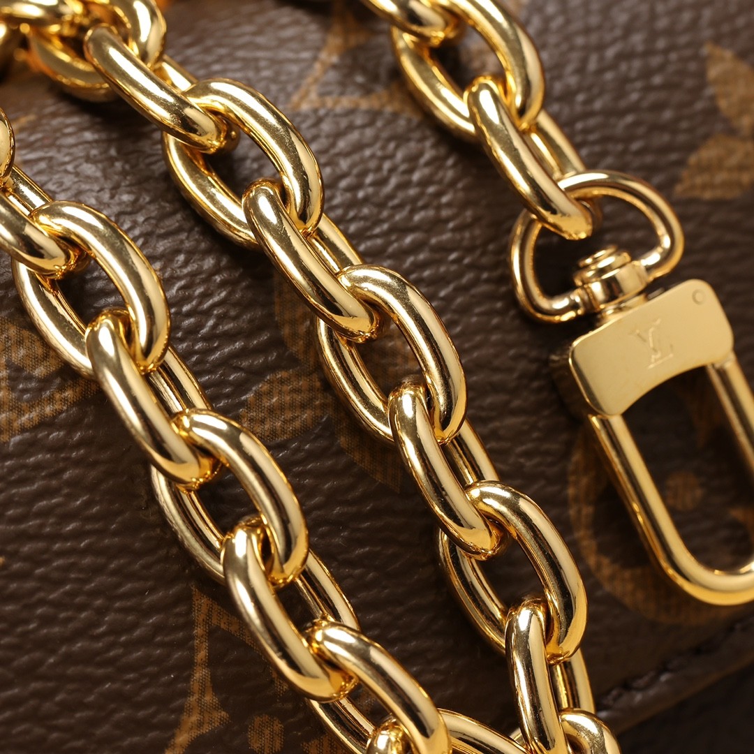 Shebag super replica Louis Vuitton M81911 WALLET ON CHAIN IVY bag reivew (2025 Jul updated)-Best Quality Fake designer Bag Review, Replica designer bag ru