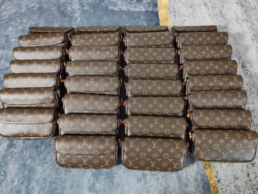 Shebag super replica Louis Vuitton M81911 WALLET ON CHAIN IVY bag reivew (2025 Jul updated)-Best Quality Fake designer Bag Review, Replica designer bag ru