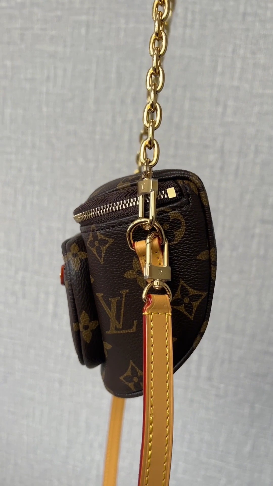 Shebag Super replica Louis Vuitton M82335 MINI BUMBAG bag review (2025 July updated)-Best Quality Fake designer Bag Review, Replica designer bag ru Shebag Super replica Louis Vuitton M82335 MINI BUMBAG bag review (2025 July updated)-Best Quality Fake designer Bag Review, Replica designer bag ru