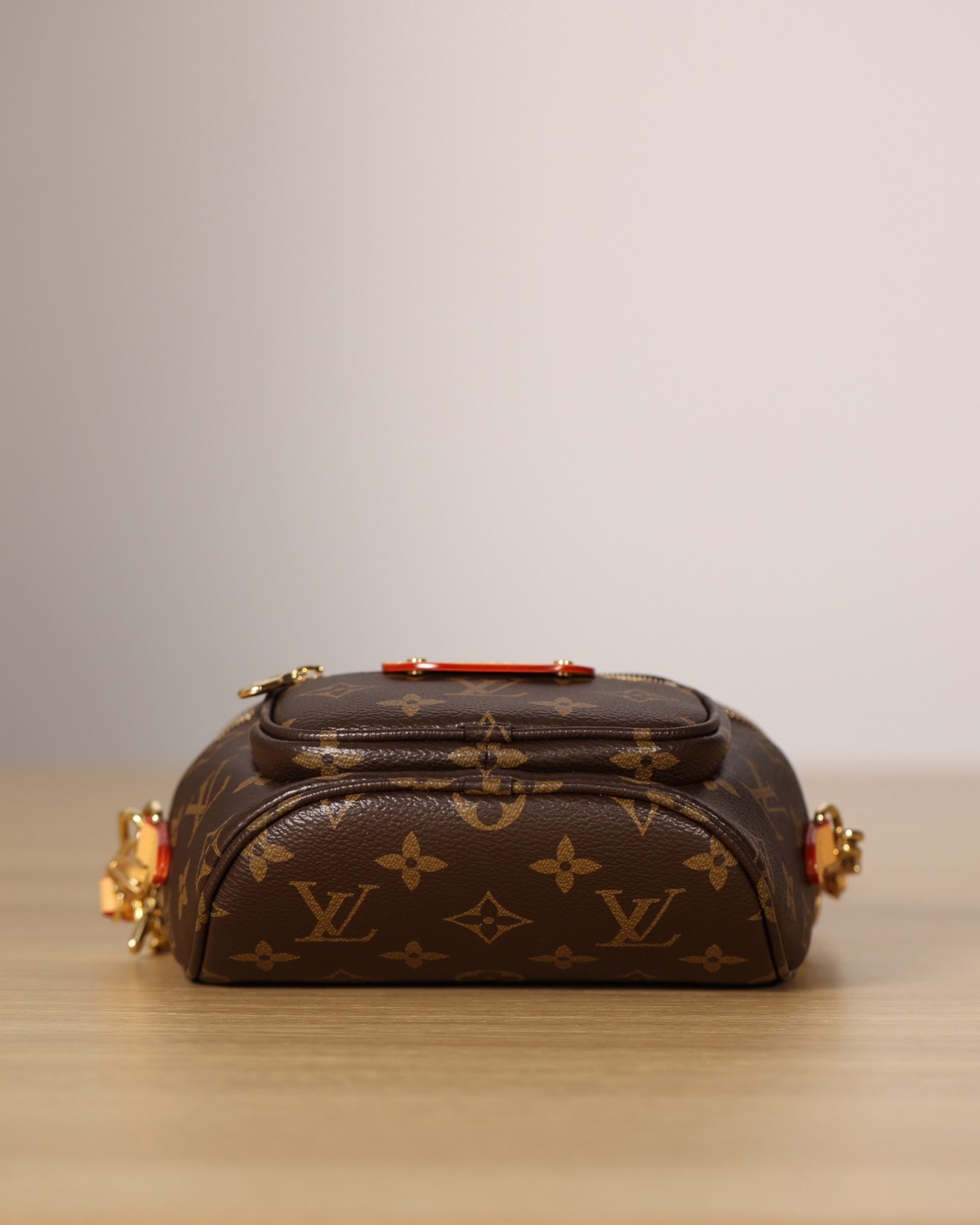 Shebag Super replica Louis Vuitton M82335 MINI BUMBAG bag review (2025 July updated)-Best Quality Fake designer Bag Review, Replica designer bag ru Shebag Super replica Louis Vuitton M82335 MINI BUMBAG bag review (2025 July updated)-Best Quality Fake designer Bag Review, Replica designer bag ru
