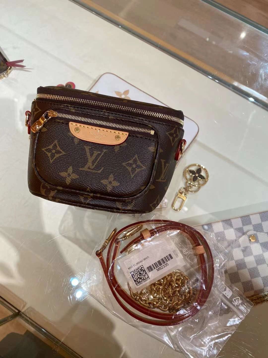 Shebag Super replica Louis Vuitton M82335 MINI BUMBAG bag review (2025 July updated)-Best Quality Fake designer Bag Review, Replica designer bag ru Shebag Super replica Louis Vuitton M82335 MINI BUMBAG bag review (2025 July updated)-Best Quality Fake designer Bag Review, Replica designer bag ru