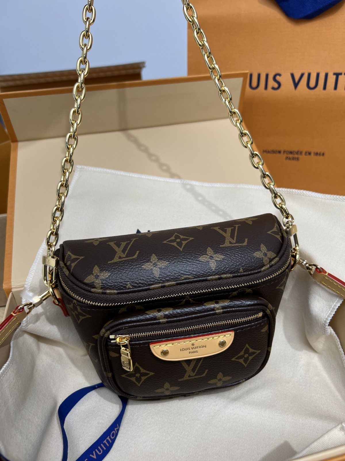 Shebag Super replica Louis Vuitton M82335 MINI BUMBAG bag review (2025 July updated)-Best Quality Fake designer Bag Review, Replica designer bag ru Shebag Super replica Louis Vuitton M82335 MINI BUMBAG bag review (2025 July updated)-Best Quality Fake designer Bag Review, Replica designer bag ru