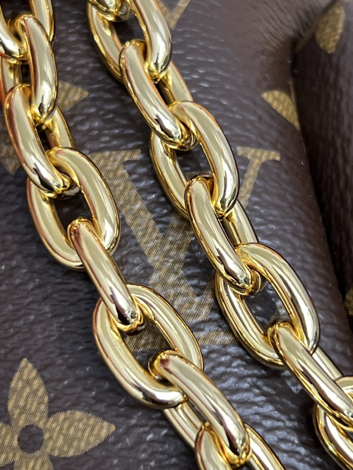 Shebag Super replica Louis Vuitton M82335 MINI BUMBAG bag review (2025 July updated)-Best Quality Fake designer Bag Review, Replica designer bag ru Shebag Super replica Louis Vuitton M82335 MINI BUMBAG bag review (2025 July updated)-Best Quality Fake designer Bag Review, Replica designer bag ru