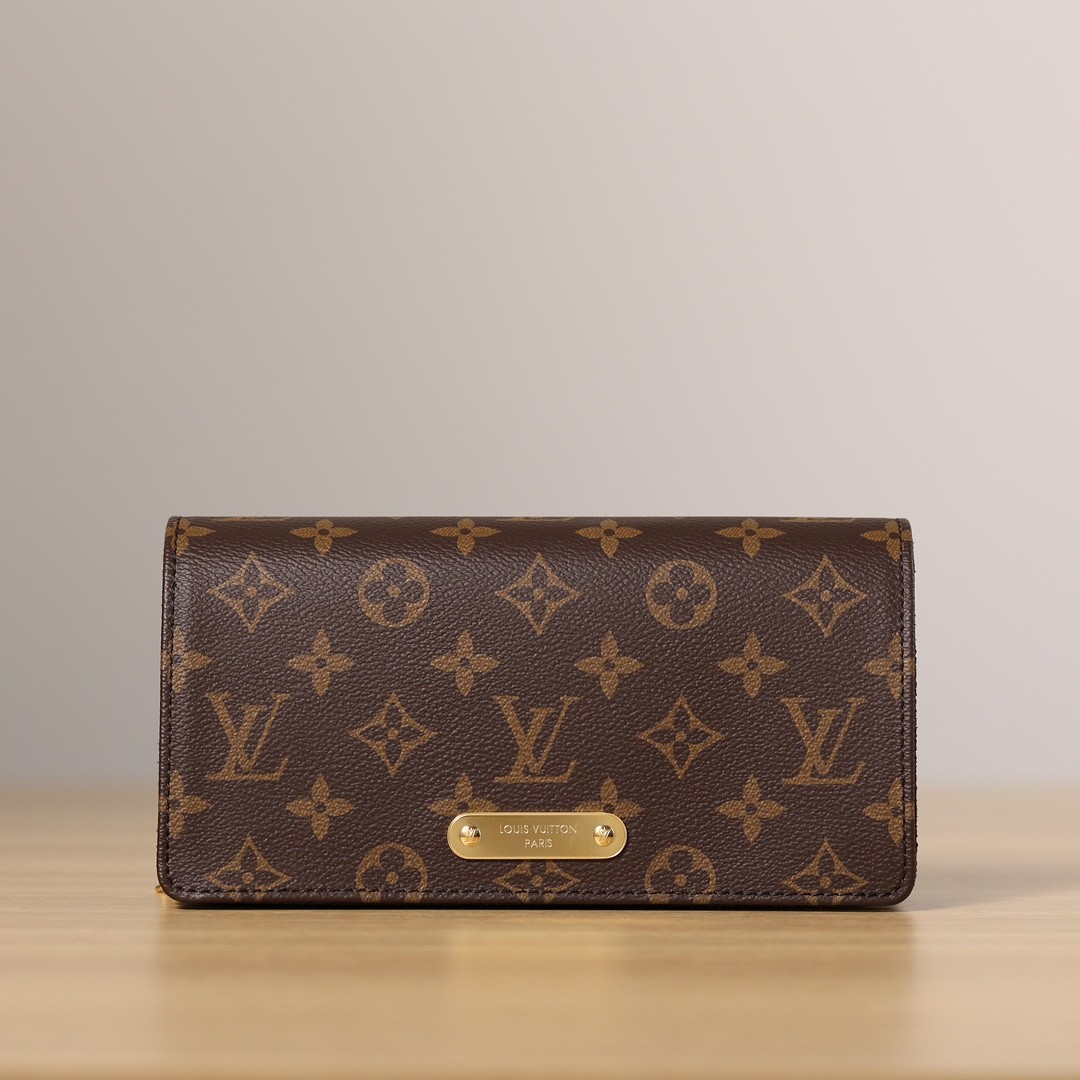 Shebag supre replica Louis Vuitton M82509 WALLET ON CHAIN LILY bag review (2025 July updated)-Best Quality Fake designer Bag Review, Replica designer bag ru