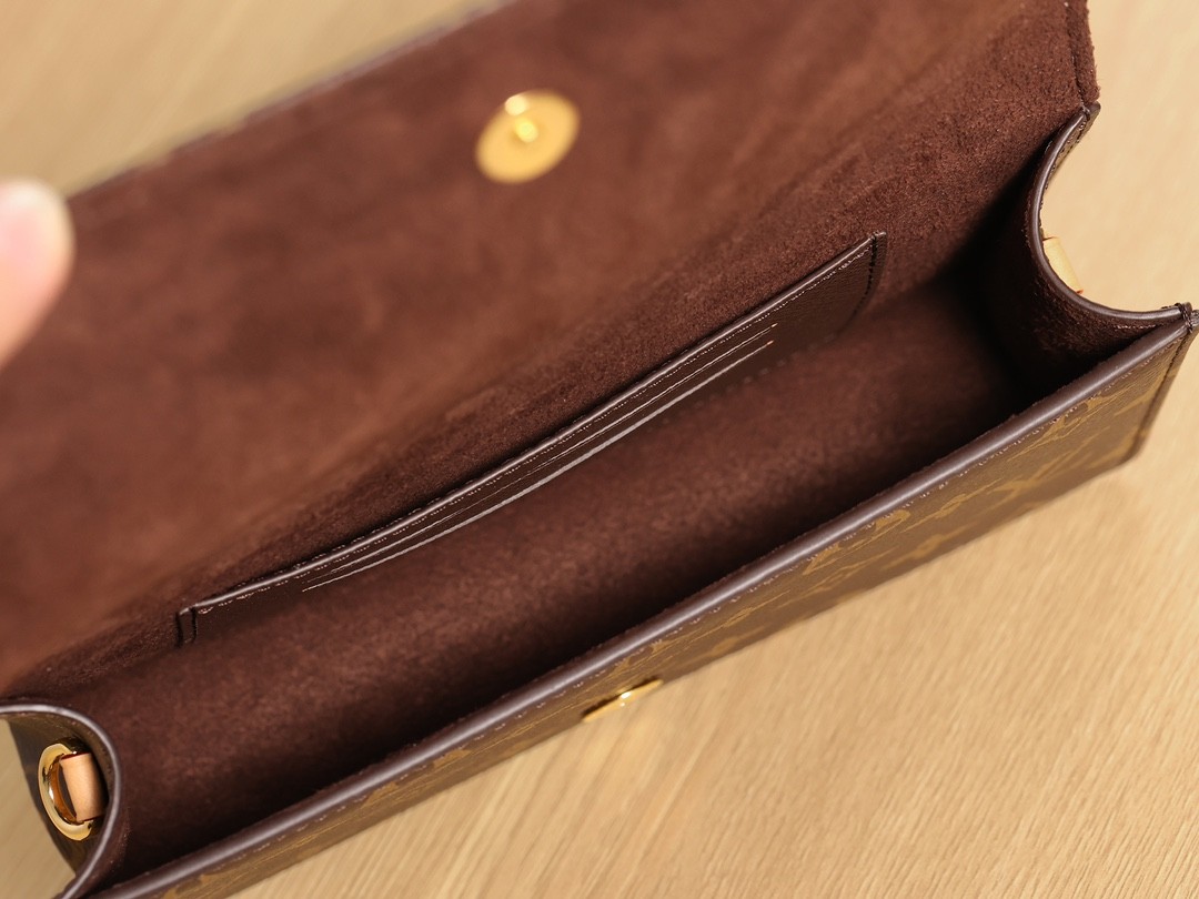 Shebag supre replica Louis Vuitton M82509 WALLET ON CHAIN LILY bag review (2025 July updated)-Best Quality Fake designer Bag Review, Replica designer bag ru