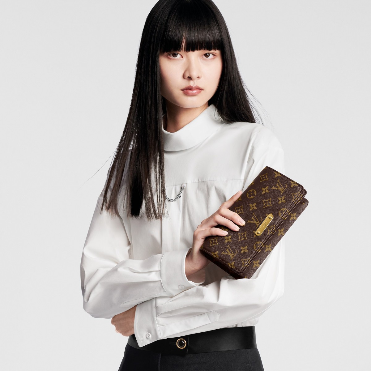 Shebag supre replica Louis Vuitton M82509 WALLET ON CHAIN LILY bag review (2025 July updated)-Best Quality Fake designer Bag Review, Replica designer bag ru