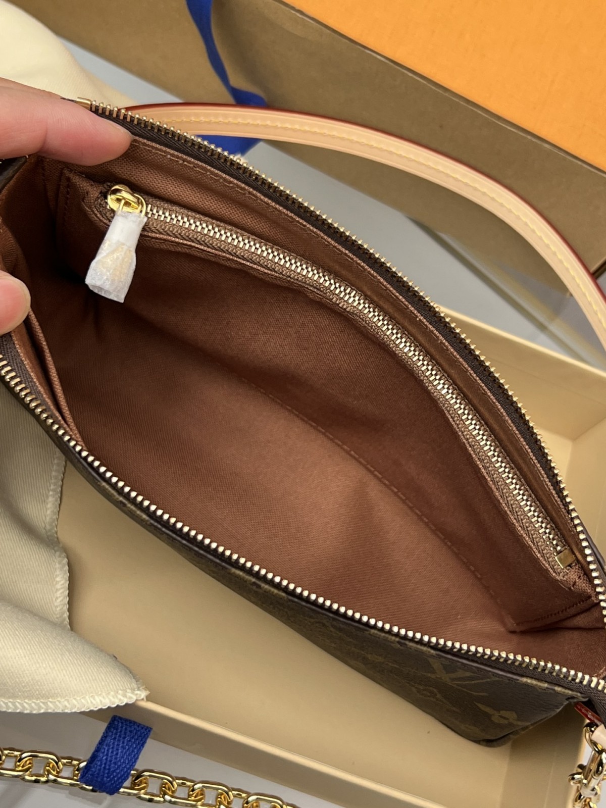 Shebag Super Replica Louis Vuitton M82766 POCHETTE ACCESSOIRES bag review (2025 July updated)-Best Quality Fake designer Bag Review, Replica designer bag ru
