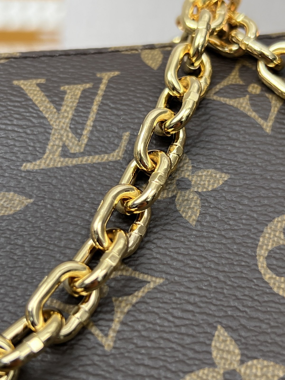 Shebag Super Replica Louis Vuitton M82766 POCHETTE ACCESSOIRES bag review (2025 July updated)-Best Quality Fake designer Bag Review, Replica designer bag ru